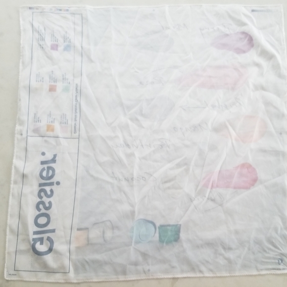 Glossier scarf - Picture 3 of 3